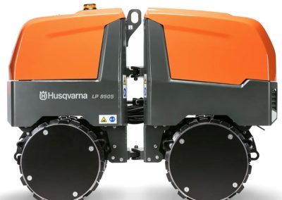 Rolo Compactador Duplo de Patas com controle remoto
